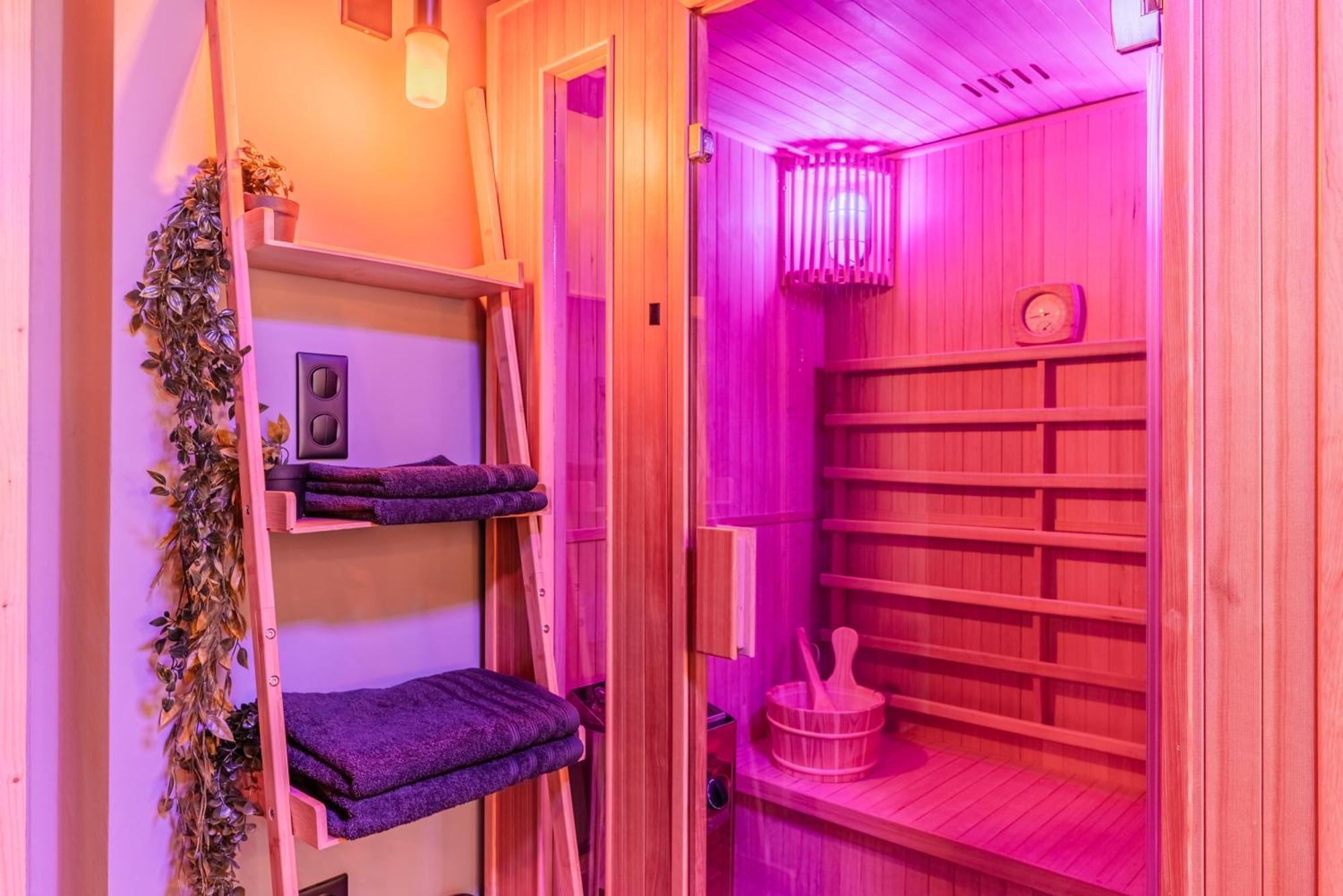 Love Room And Luxe Sous Les Colombages D'Alsace Drusenheim Exterior photo