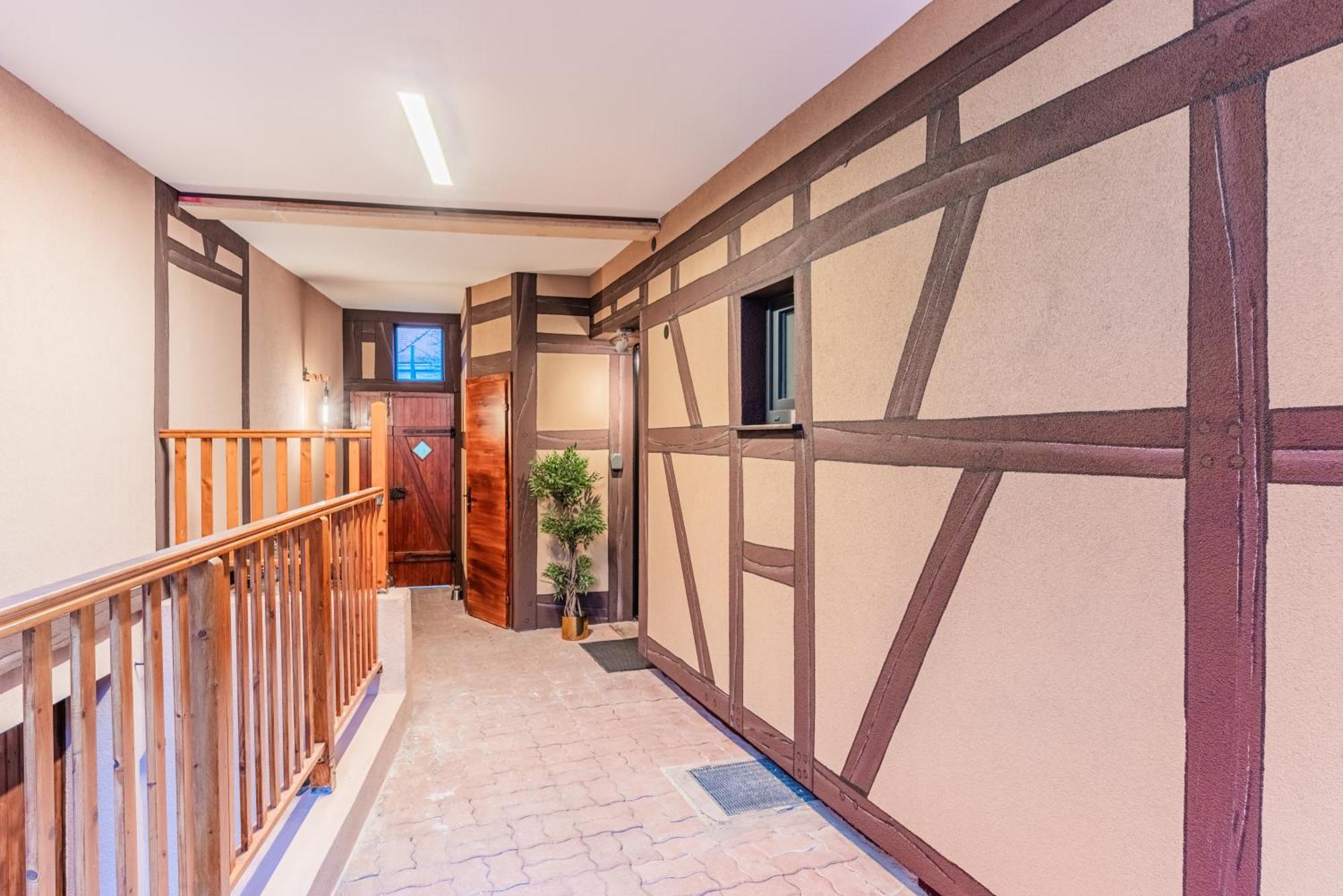 Love Room And Luxe Sous Les Colombages D'Alsace Drusenheim Exterior photo